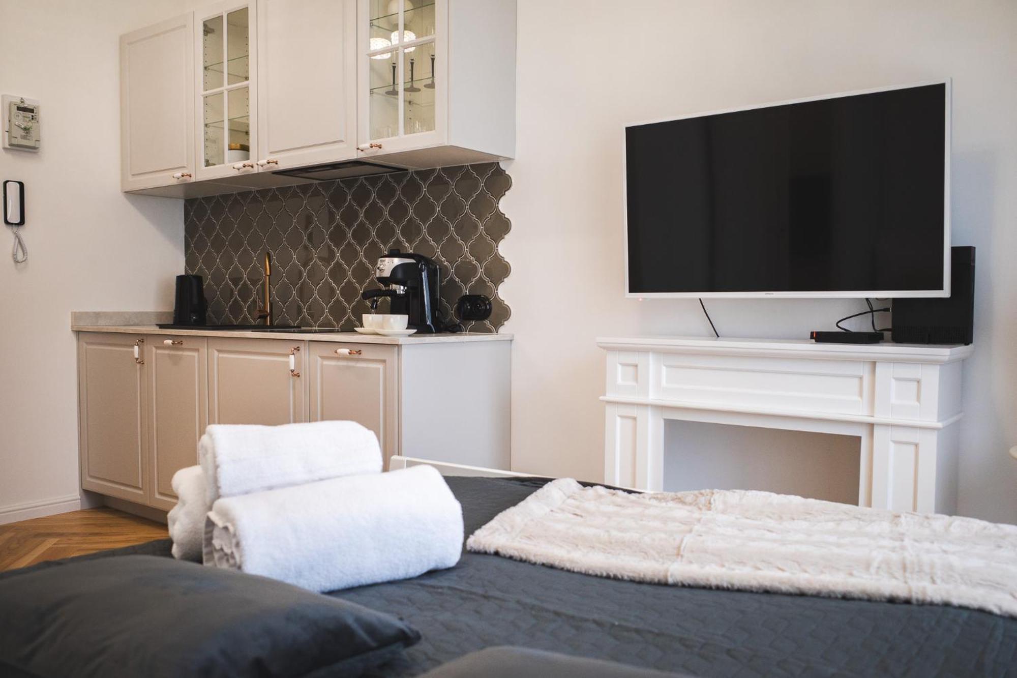 Great Sleep In The Heart Of + Wifi + Washing Machine * Warszawa